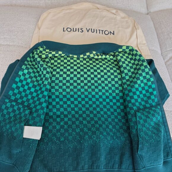 Louis Vuitton Reversible Jacket with Damier Print - Picture 12 of 16